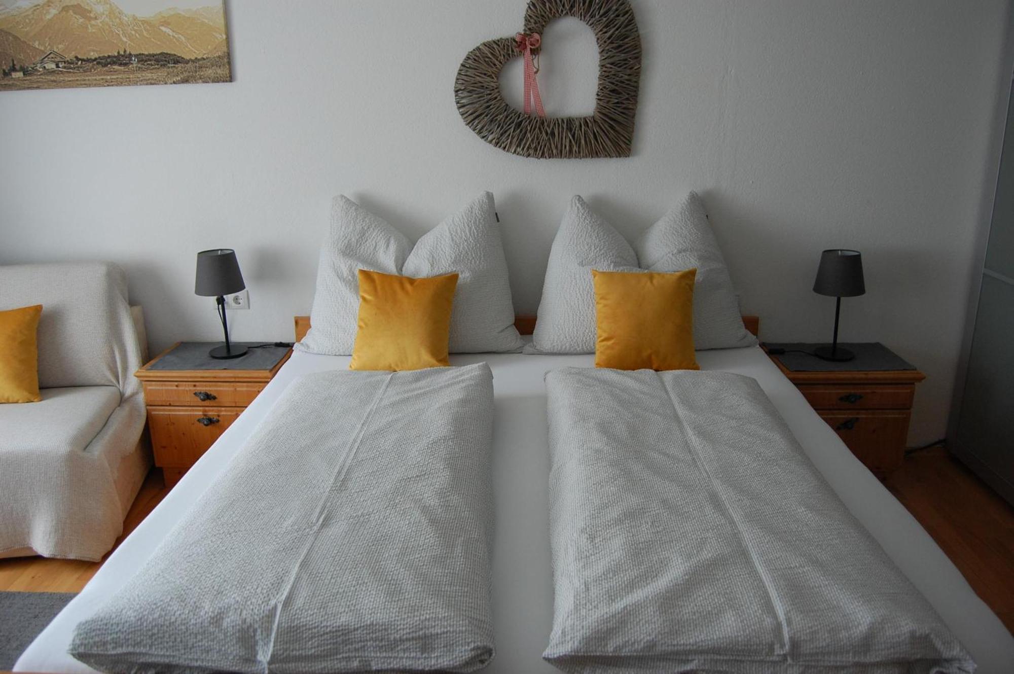 Bed and Breakfast Haus Hager Шліттерс Екстер'єр фото